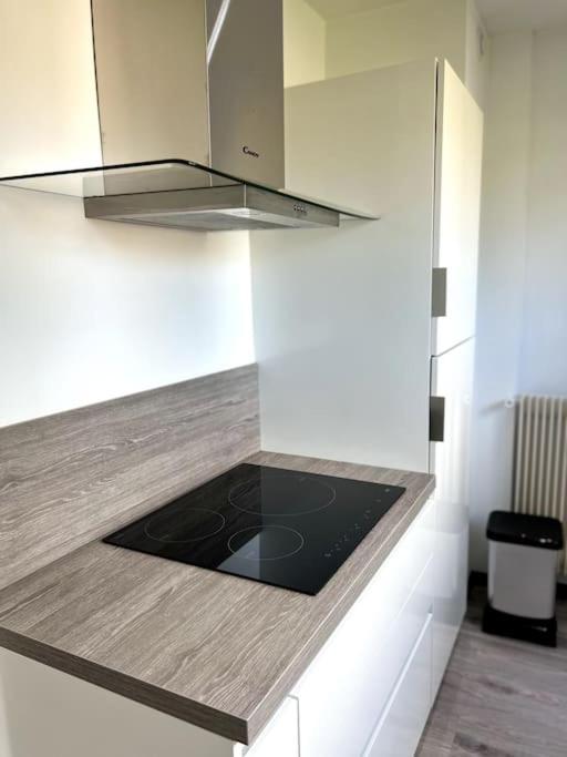 וינצנהיים Superbe Appartement Lumineux Avec Parking Gratuit מראה חיצוני תמונה